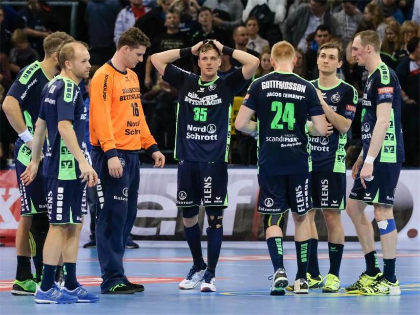 Flensburgs Handballer unterliegen 23:26 in Barcelona Die SG Flensburg-Handewitt kassierte gegen Barcelona die fünfte Vorrundenniederlage in der Champions League. Foto: Axel Heimken/Archiv