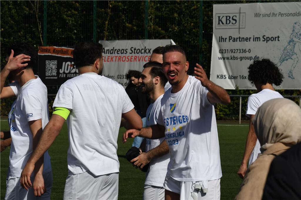 Die SG Gahmen krönte sich am Sonntag zum Meister der Kreisliga A und steigt in die Bezirksliga auf.