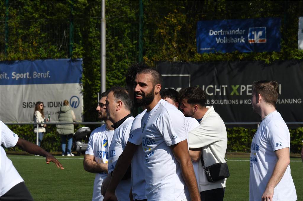 Die SG Gahmen krönte sich am Sonntag zum Meister der Kreisliga A und steigt in die Bezirksliga auf.
