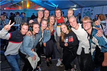 Die Silent-Disco Party fand bei den Jugendlichen in Haltern großen Anklang.