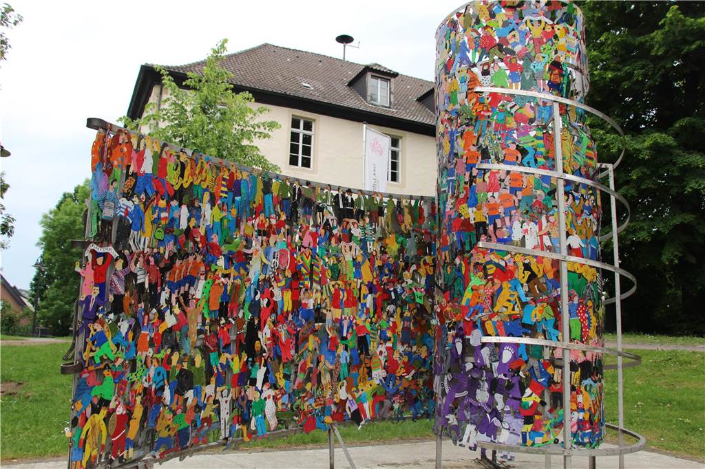 Bürgerstiftung Stadt Selm: Vorstandsvorsitzender zieht sich zurück Die Skulptur „Selm ist deine Burg“ gehört zu den Projekten, für die sich die Bürgerstiftung Stadt Selm stark macht.