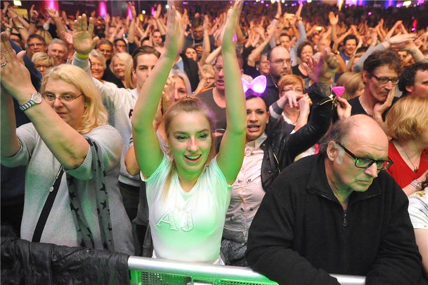 Nächstes Corona-Opfer: Eine der größten Partys Castrop-Rauxels abgesagt Die Solidarfonds-Schlagerparty fällt 2021 wieder aus. Sonst feiern bis zu 4000 Menschen in der Europahalle.