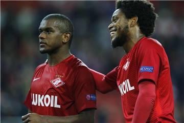 Die Spartak-Profis Luiz Adriano (r) und Fernando waren zwei der drei Protagonisten im Tweet des Vereins. Foto: Alexander Zemlianichenko