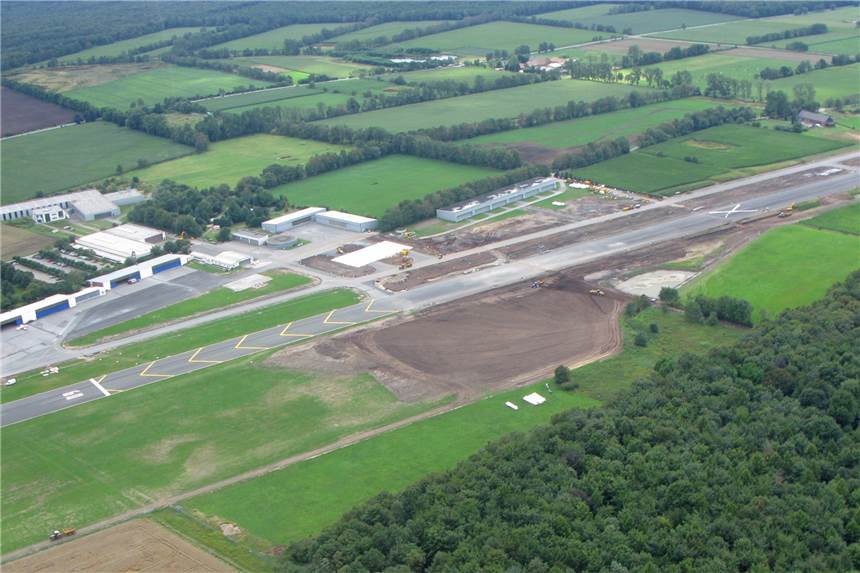 SPD Kirchhellen warnt: Bei allen Bauprojekten auch an den Verkehr denken Die SPD befürwortet den Ausbau des Gewerbegebiets am Flugplatz Schwarze Heide.