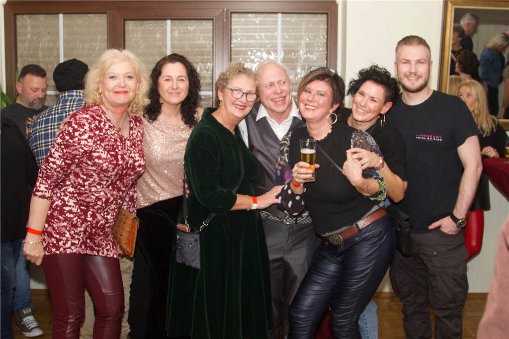 Spektrum-Party im Haus Rüther in Dingen
