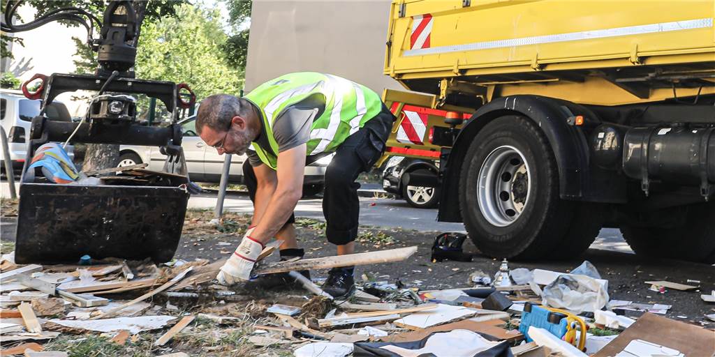 Gratis Sperrmülltag in Dortmund soll weitergehen - neues Konzept steht Die Sperrmüllsammlung war unterbrochen worden, jetzt soll es weitergehen - mit neuem Konzept.