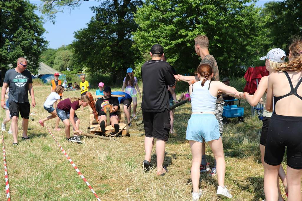 Die Spiele der Olympiade standen alle unter dem Motto „Steinzeit“. 