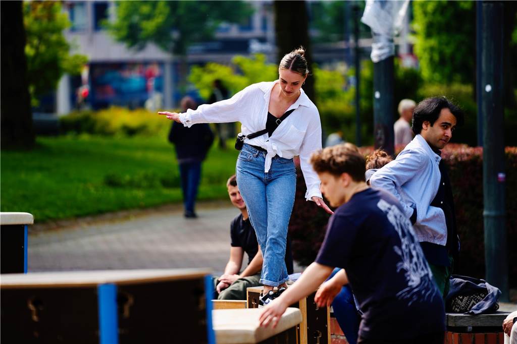 Die Sportart Parcours konnten Dortmunderinnen und Dortmunder am Stadtgarten ausprobieren.