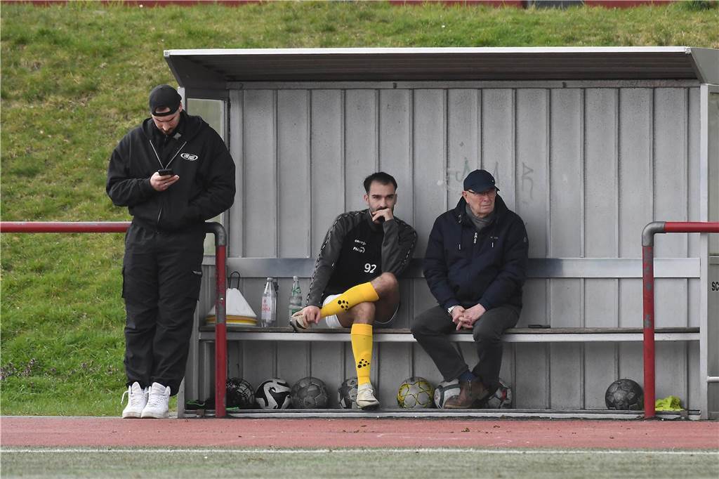 Die Sportfreunde Habinghorst/Dingen konnte gegen den SV Holsterhausen einen überzeugenden 4:2-Sieg einfahren und ist an den Gästen nun auf einen Tabellenplatz herangerückt.