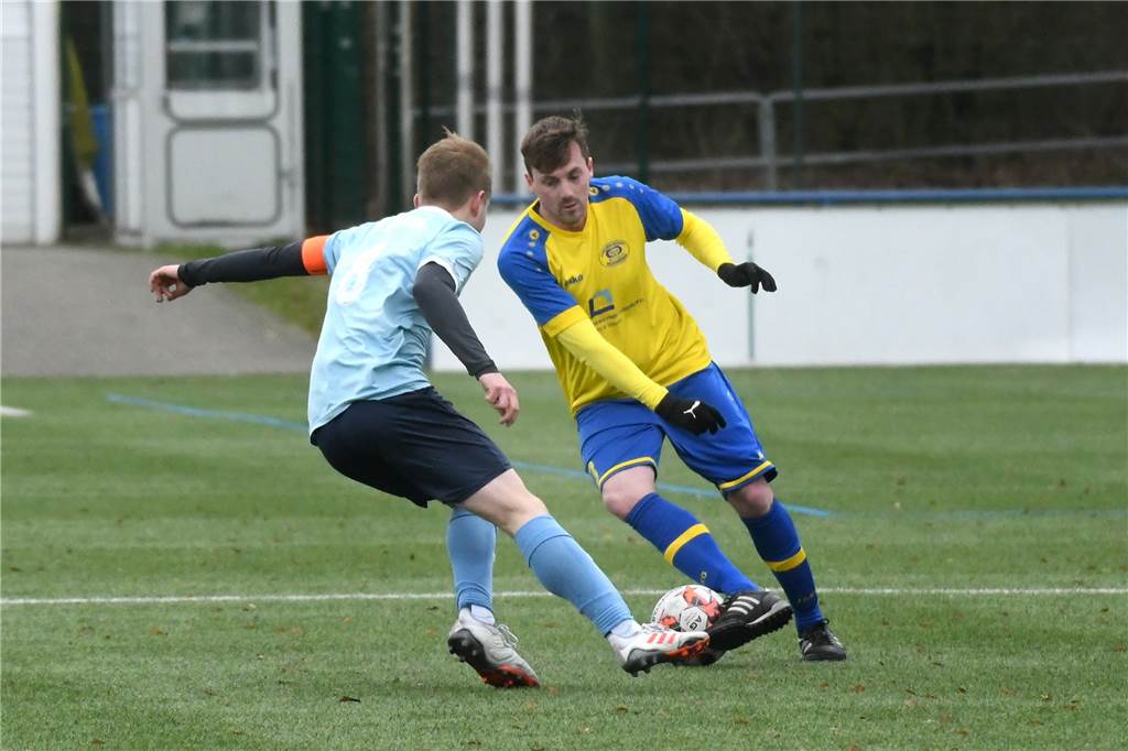 Die Spvg Schwerin II (Kreisliga B) musste sich in ihrem ersten Testspiel des Neuen Jahres dem Team von BW Huckarde II, Neunter der Dortmunder Kreisliga B1, mit 0:2 geschlagen geben. Zur Pause hatte es noch 0:0 gestanden.