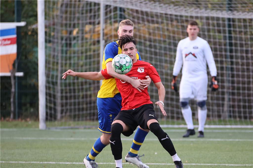 Die Spvg Schwerin lag gegen Westfalia Huckarde mit 1:0 vorn, geriet mit 1:3 in Rückstand und kassierte nach dem 2:3 das 2:4 in der Schlussminute.
