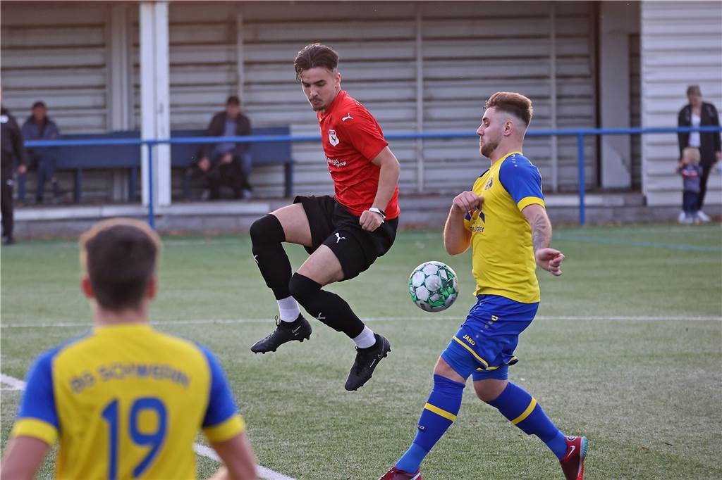 Die Spvg Schwerin lag gegen Westfalia Huckarde mit 1:0 vorn, geriet mit 1:3 in Rückstand und kassierte nach dem 2:3 das 2:4 in der Schlussminute.