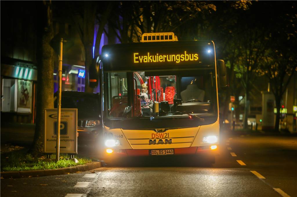 Die Stadt setzt zusammen mit DSW21 auch Evakuierungsbusse ein.