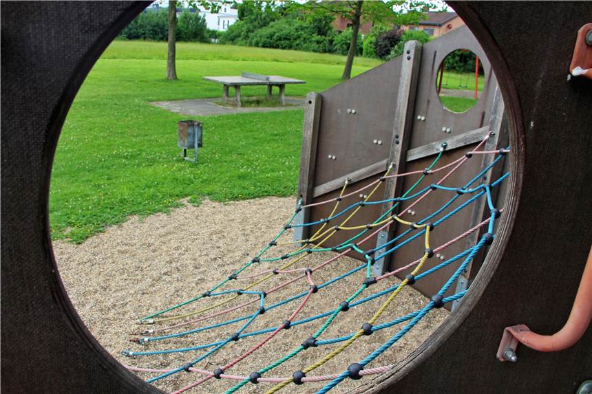 Stadt Werne sucht Spielplatzpaten, die keine „Spielplatzpolizisten“ sein sollen Die Stadt Werne sucht Paten für Spielplätze. Sie sollen Ansprechpartner für Familien sein und keineswegs als „Spielplatzpolizisten“ auftreten.
