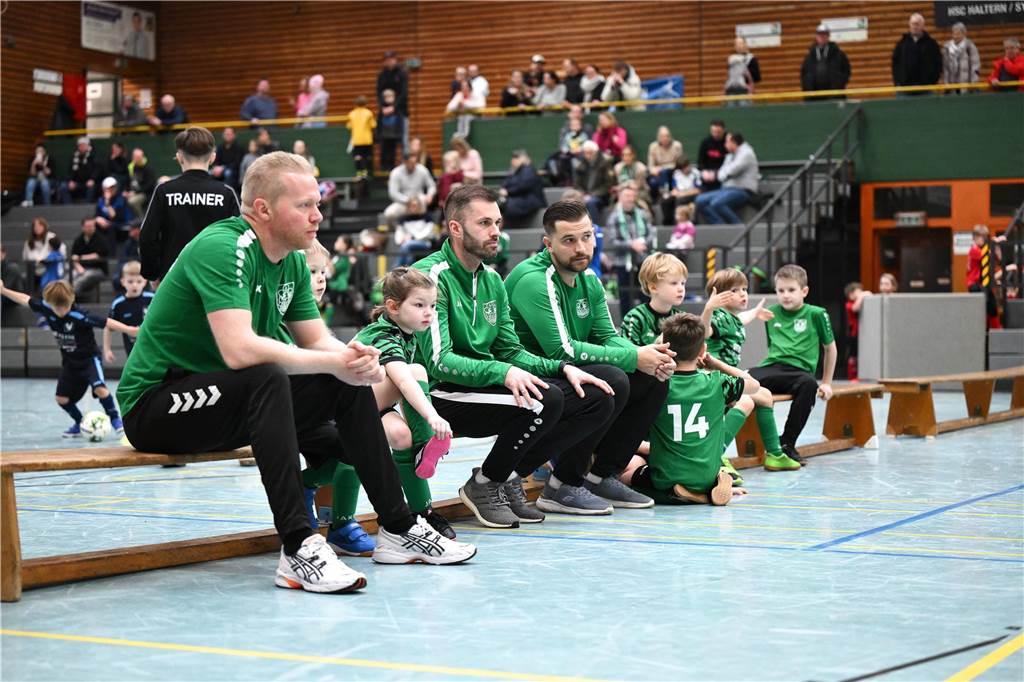 Die Stadtmeisterschaft der G-Junioren wurde wieder als Spielfest ausgetragen. Mit dabei waren Teams des TuS Haltern am See, TuS Sythen, SV Hullern, BW Lavesum, SV Bossendorf und JSG ETuS/Lippramsdorf.