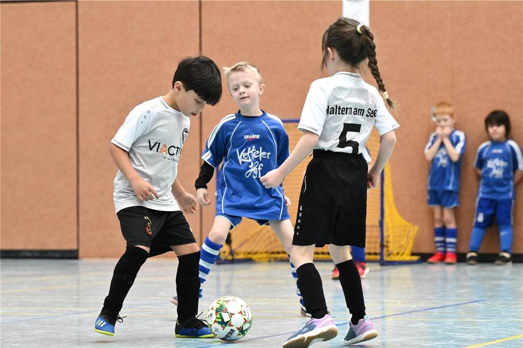 Die Stadtmeisterschaft der G-Junioren wurde wieder als Spielfest ausgetragen. Mit dabei waren Teams des TuS Haltern am See, TuS Sythen, SV Hullern, BW Lavesum, SV Bossendorf und JSG ETuS/Lippramsdorf.