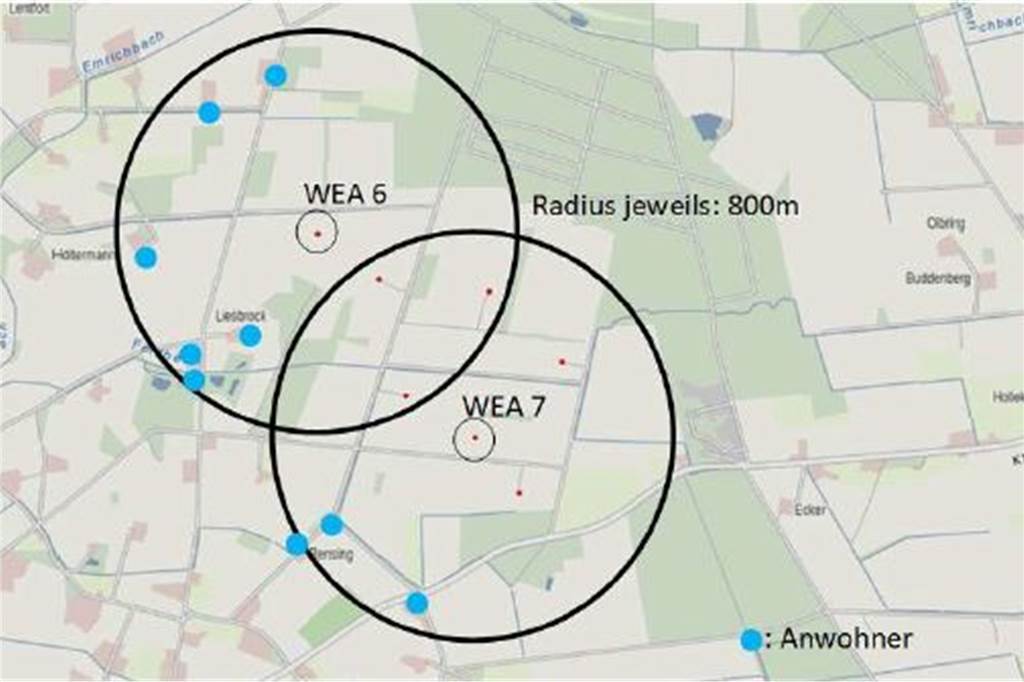 Anwohner stellen sich gegen zwei neue Windräder im Lüntener Feld Die Standorte der beiden geplanten Windkraftanlagen, jeweils mit einem 800 Meter Radius. Blau markiert sind bewohnte Häuser in der direkten Umgebung.