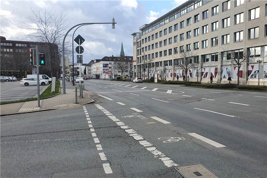 Die Steinstraße vor dem zentralen Omnibusbahnhof wird ab Montag (21.2.) erneuert.