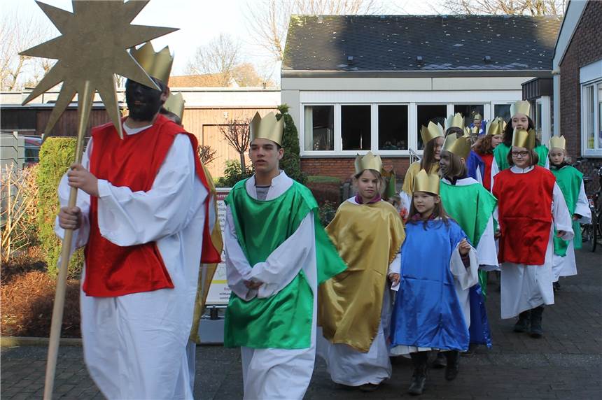 Sternsinger 2021 in Südkirchen: Keine Hausbesuche aber Segen zum Mitnehmen Die Sternsinger wären am Sonntag eigentlich durch Südkirchen gezogen und hätten den Segen erteilt. Allerdings muss die Aktion in diesem Jahr ausfallen. Den Segen können sich Südkirchener dennoch abholen.