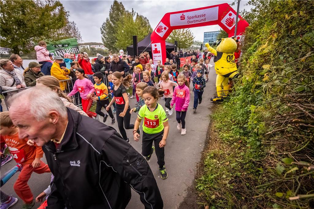 Die Stimmung bei dem Kinderlauf Kids Fun Run am Phoenix-See war großartig.