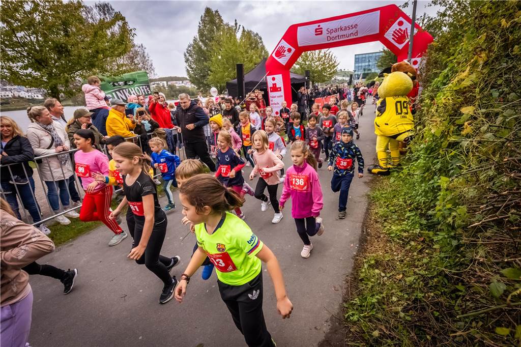Die Stimmung bei dem Kinderlauf Kids Fun Run am Phoenix-See war großartig.