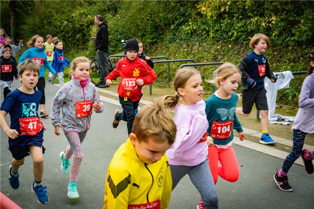 Die Stimmung bei dem Kinderlauf Kids Fun Run am Phoenix-See war großartig.