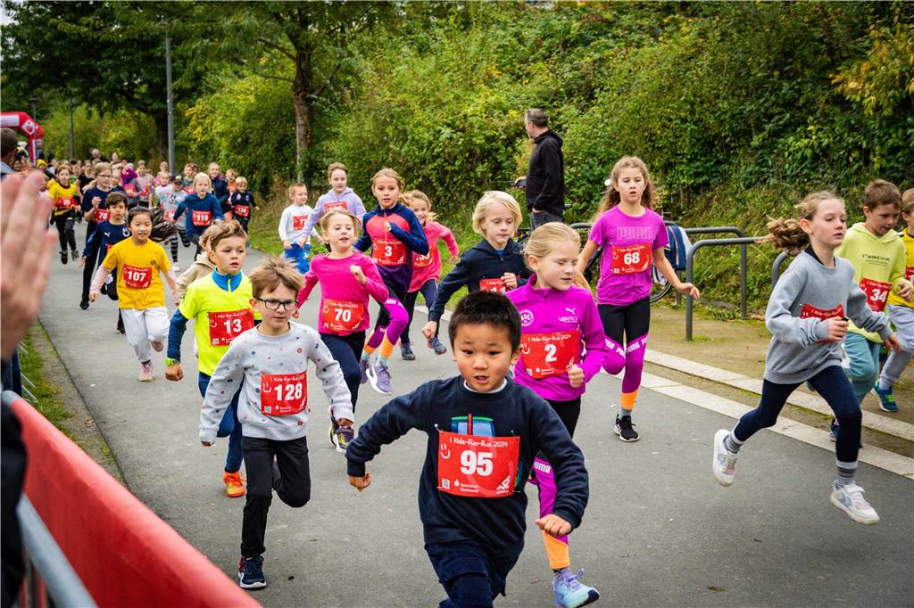 Die Stimmung bei dem Kinderlauf Kids Fun Run am Phoenix-See war großartig.