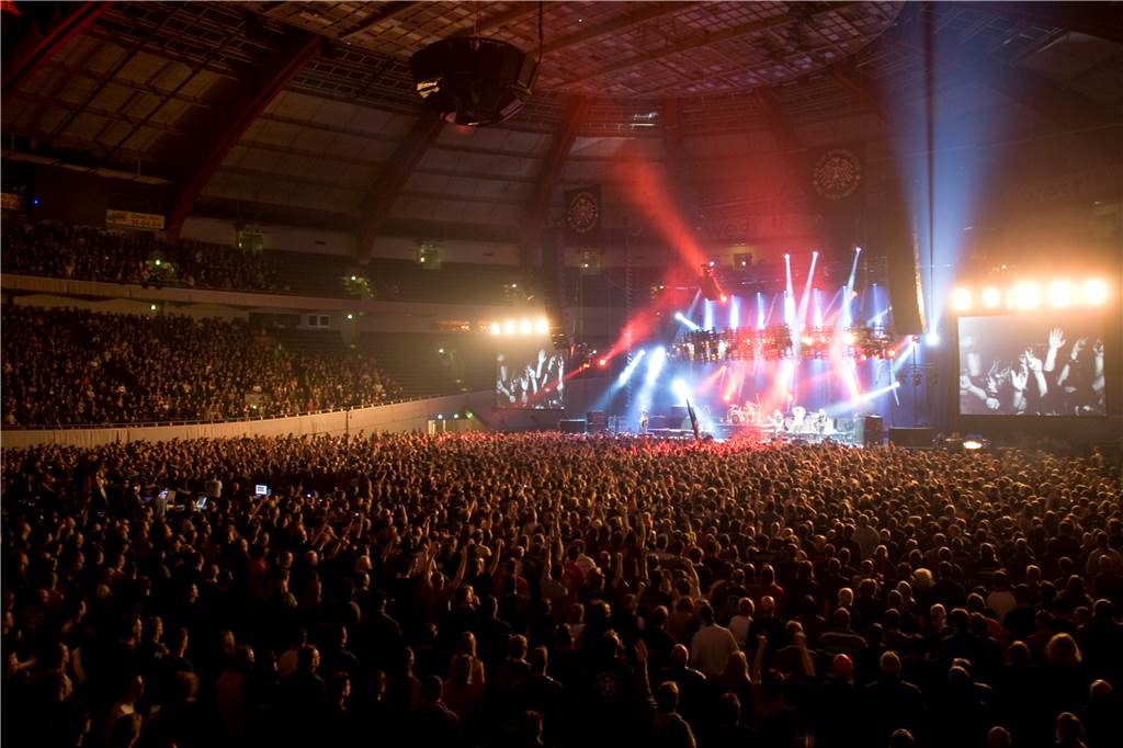 Was Helene Fischer und die Kelly Family Dortmund zu verdanken haben Die Stimmung in der Westfalenhalle begeistert immer wieder Publikum und Künstler - wie hier bei einem Konzert der Toten Hosen. „Campino, der Sänger der Toten Hosen“, sagt Jochen Meschke, „liebt die Westfalenhalle ganz besonders.“