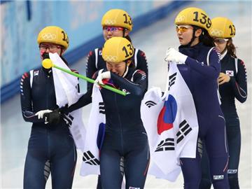 Die Südkoreanerinnen waren in der Shorttrack-Staffel nicht zu schlagen. Foto: How Hwee Young