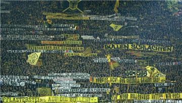 Die Südtribüne am 4. Februar kurz vor Beginn des Heimspiels gegen Leipzig. 