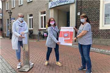 Die Suppenküche im Josefshaus feiert am 21. Juli ihre Wiedereröffnung. Von links: Ulla Heitkamp, Andrea Neuhaus und Christel Grewing vom Sprecherteam.