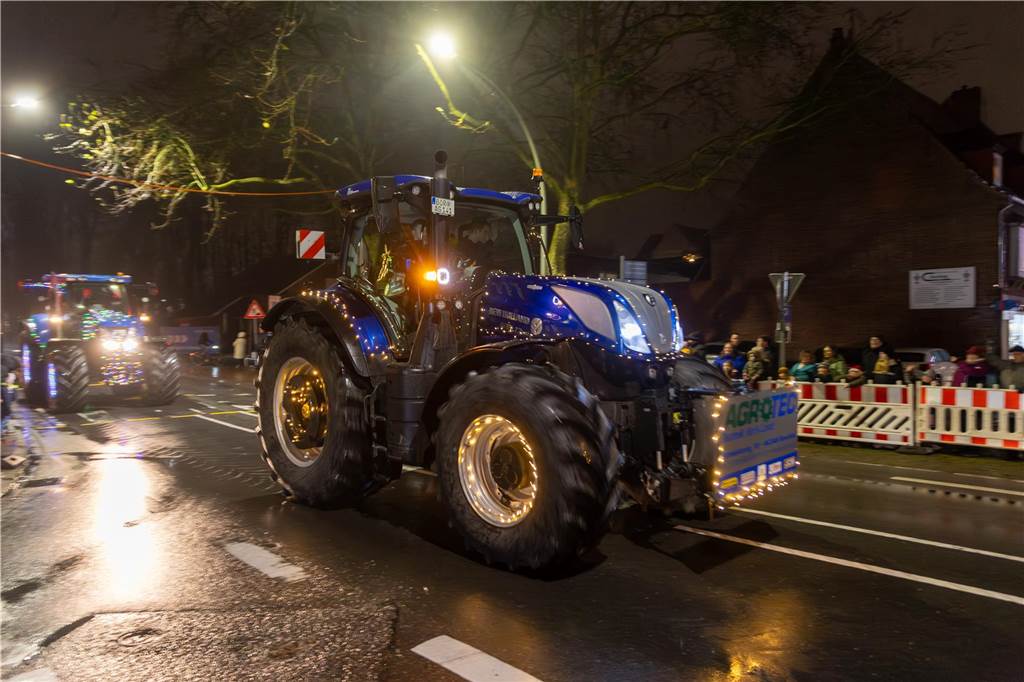 Die Teilnehmer hatten wieder viel Kreativität an den Tag gelegt, um den Zuschauern ein besonderes Erlebnis in der Vorweihnachtszeit zu bieten. 