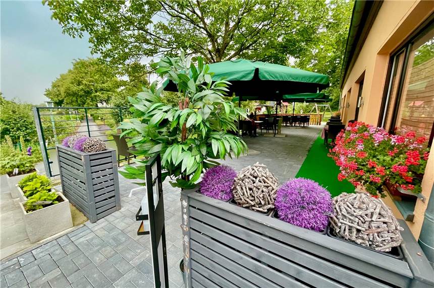 Dinkel-Pizza und frische Pasta: Neues kulinarisches Konzept im Gartenverein Die Terrasse des Restaurants im Gartenverein Ruhrwaldstraße: Hier gibt es einen neuen Pächter, der schon aus der Dortmunder Innenstadt bekannt ist.