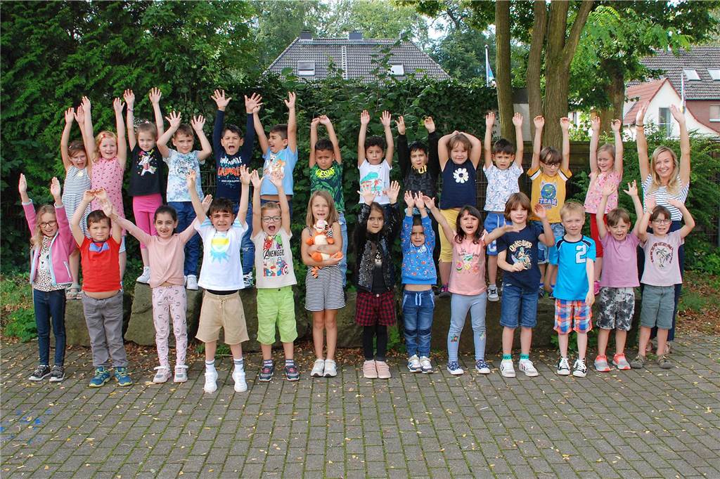 Die Tiger-Klasse 1A an der Grundschule am Busch besuchen 27 Kinder. Klassenlehrerin ist Beate Viotto.