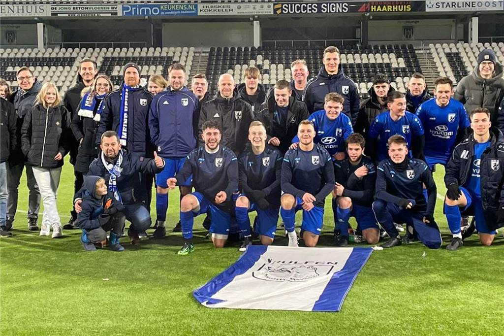 Blau-Weiß Wulfen genießt Almelo-Tripp: Es war einer von nur drei Tests am Wochenende BW Wulfen im Stadion von Heracles Almelo