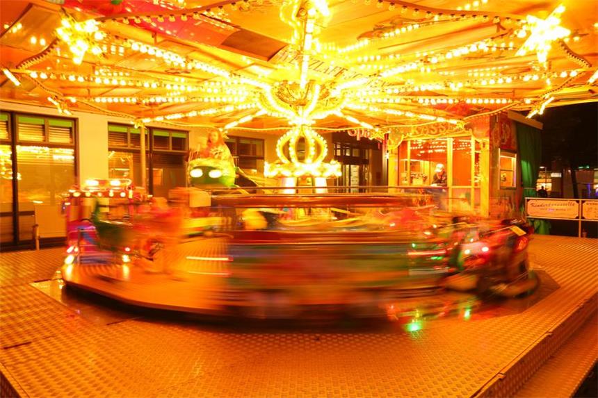 Die traditionelle Stephanuskirmes im Orstkern von Bork ist für viele Gäste eine hervorragende Gelegenheit um sich zu treffen und gemeinsam Spaß zu haben.