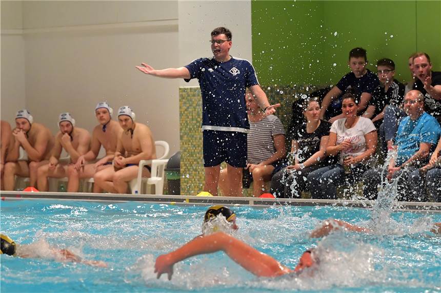 SV Lünen verliert Schlüsselspiel beim Tabellenletzten deutlich mit 8:12 Die Trainingsausfälle haben sich im Schlüsselspiel gerächt.