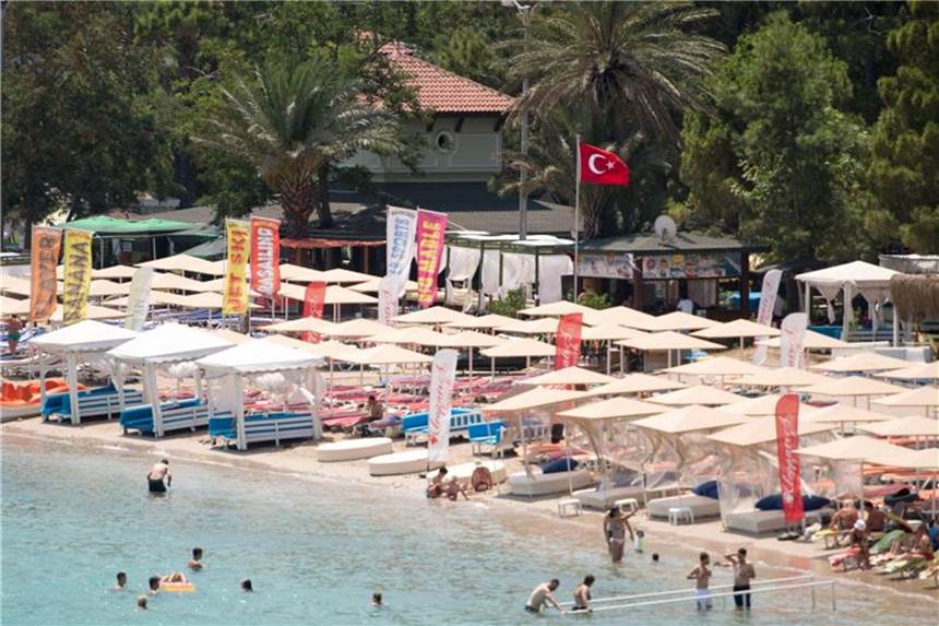 Günstiger speisen und shoppen in der Türkei Die Türkei leidet unter einer schweren Währungskrise. Waren und Dienstleistungen werden dort nun auch für Urlauber günstiger. Foto: Marius Becker