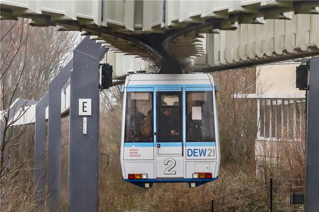 Die Überlegungen um eine Verlängerung der H-Bahn über das Umfeld der TU Dortmund hinaus nehmen langsam Fahrt auf.