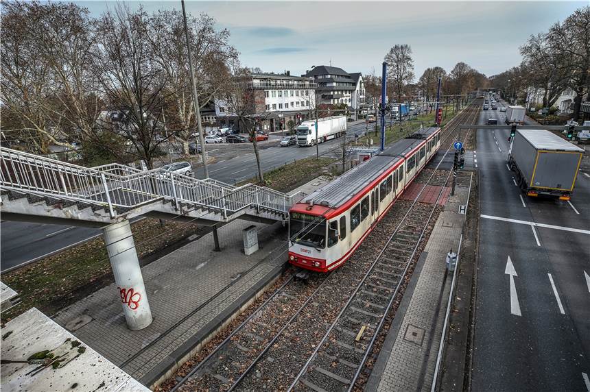 Die B1-Initiative hat weiter Dialog-Bedarf in puncto Stadtbahn-Stationen Die Umgestaltung der Stadtbahnstationen an der B1 und der Umgang mit der B1-Allee sorgt weiter für Diskussionen.