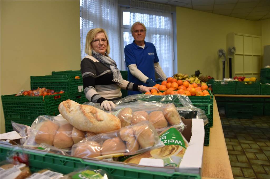 40 Kisten bei Spenden-Aktion für die Tafel: Obst und Gemüse weiter willkommen Die Unnaer Tafel mit ihren neun Ausgabestellen braucht weiterhin Lebensmittelspenden, vor allem haltbares Obst und Gemüse.