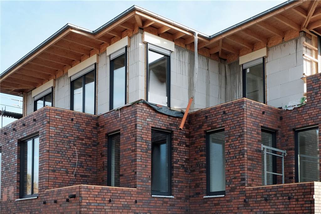 Neuer Wohnraum in Dorsten für Singles und Paare Die verwinkelte, aber durchdachte Architektur bietet Wohlfühlambiente in den Räumen.
