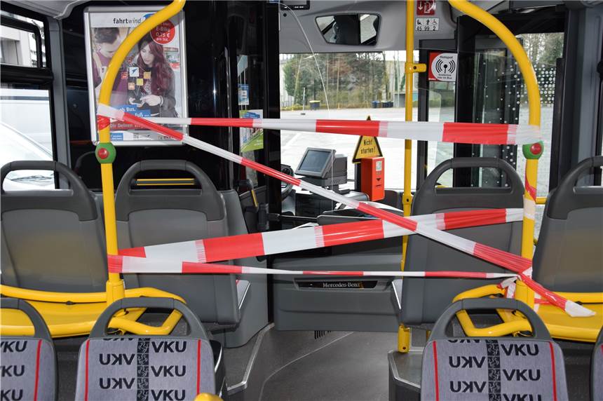Die VKU sperrt bis auf Weiteres die Vorderbereiche ihrer Busse als Maßnahme gegen das Corona-Risiko.