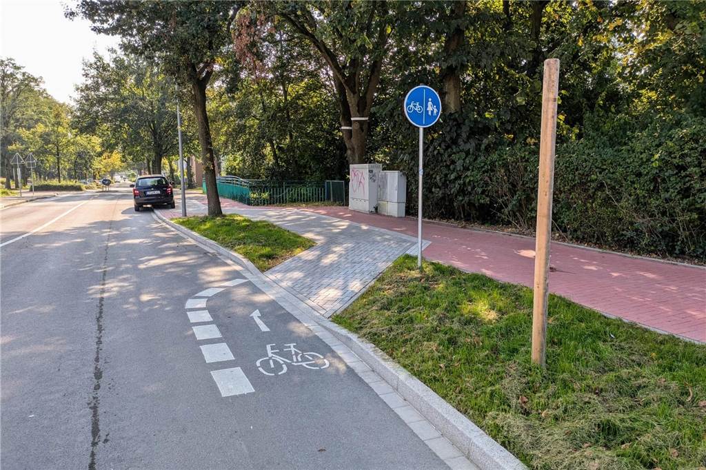 Radweg an neuem Kreisverkehr: „Schlecht und potenziell gefährlich“ Radweg