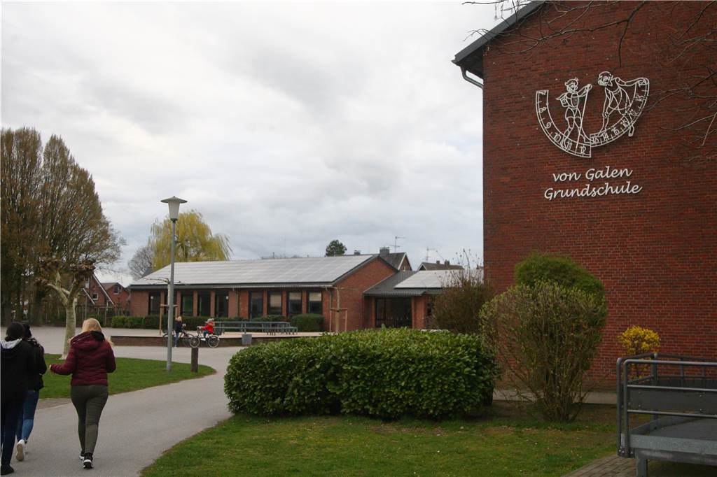 Kosten steigen: Planungsgruppe begleitet Grundschul-Neubau in Oeding Die von-Galen-Grundschule in Oeding braucht mehr Räume - ein Neubau ist geplant.