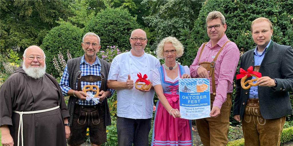 Video: Ein Tag vor dem Oktoberfest im Kloster - eigenes Zelt für die Jugend Die Vorfreude bei allen Beteiligten auf das Oktoberfest 2022 im Klostergarten ist groß.