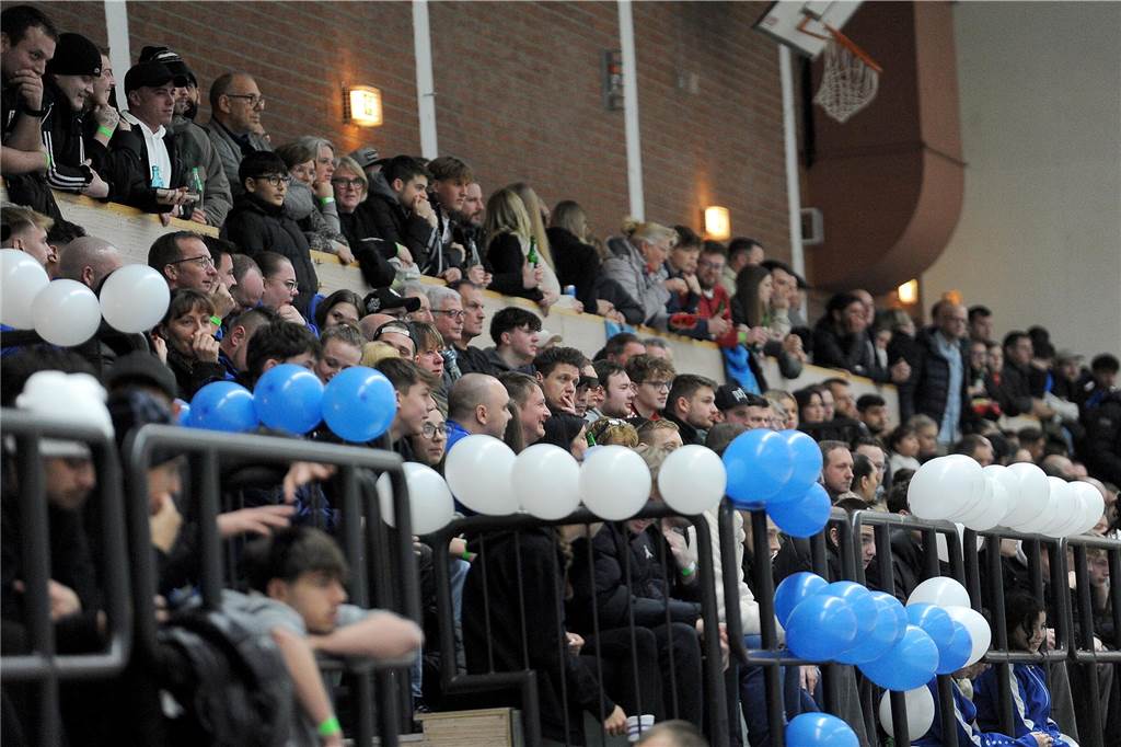 Die Vorrunde der 37. Schwerter Hallenfußball-Stadtmeisterschaft.