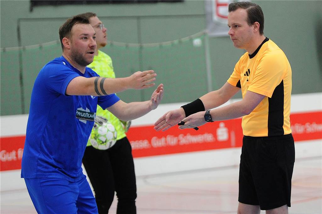 Die Vorrunde der 37. Schwerter Hallenfußball-Stadtmeisterschaft.