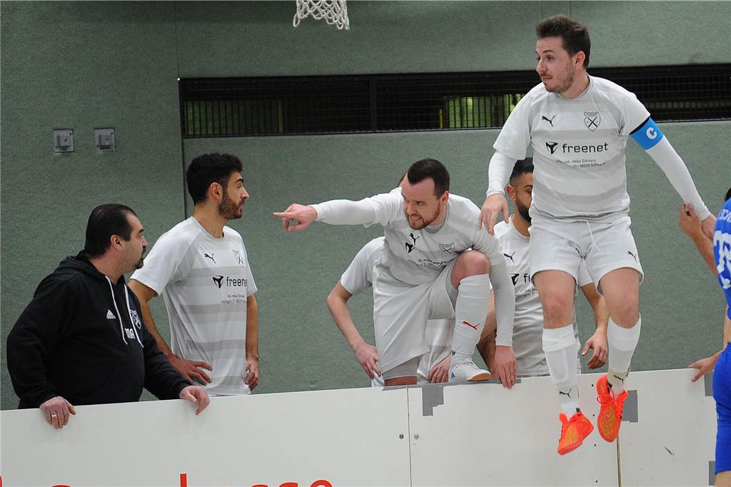 Die Vorrunde der 37. Schwerter Hallenfußball-Stadtmeisterschaft.