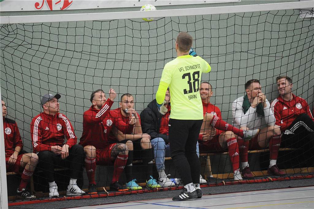 Die Vorrunde der 37. Schwerter Hallenfußball-Stadtmeisterschaft.
